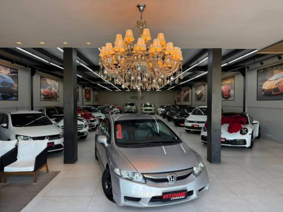 HONDA CIVIC 1.8 LXS 16V FLEX 4P AUTOMÁTICO